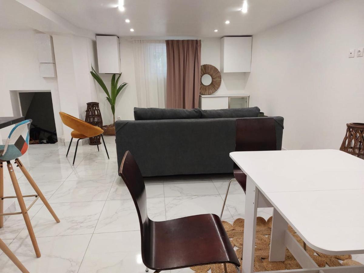 Happy Land Holliday Residential Hotel Épinay-sur-Seine Екстериор снимка